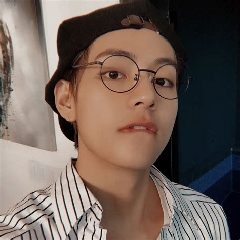 kim taehyung in glasses